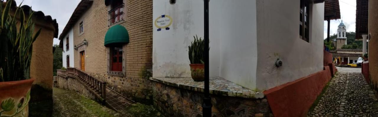 Hotel Mansion Real San Sebastian del Oeste Bagian luar foto